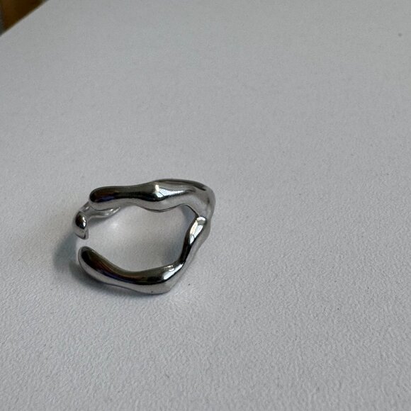 Stainless Steel Molten Drop Ring - Picture 6 of 7